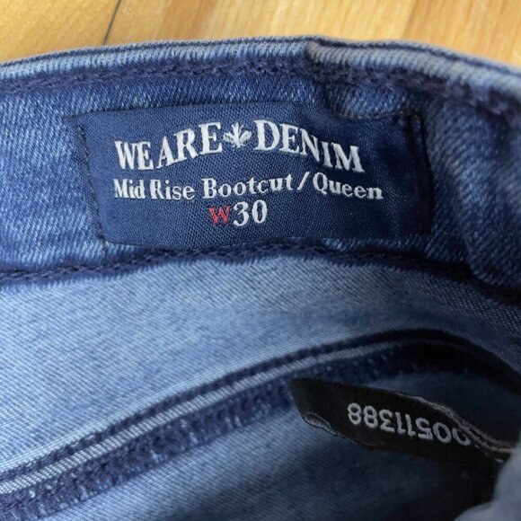 BUFFALO DAVID BITTON NWT Mid Rise Bootcut Queen Whiskered & Sanded Blue Jeans 30 - Picture 9 of 16